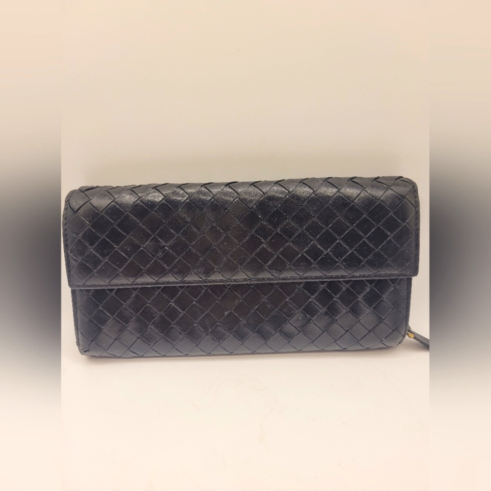 Bottega Veneta Intrecciato Black Leather Bifold Long Wallet